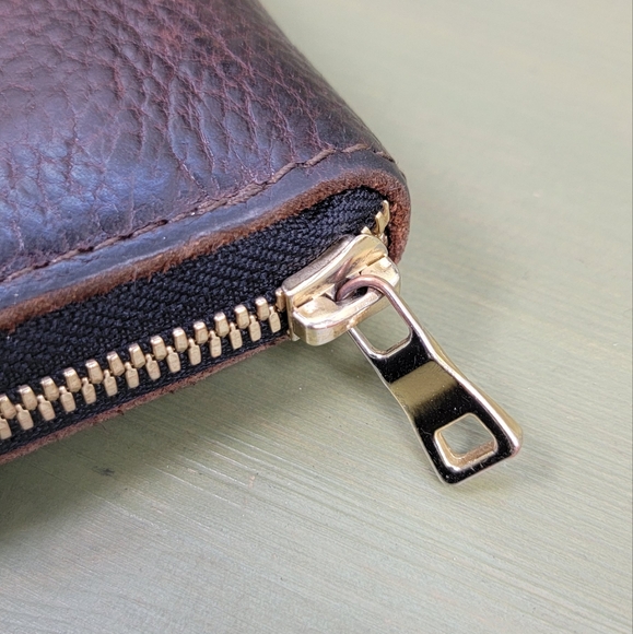 Portland Leather Goods Small Zip Wallet In 'Coldbrew" - Picture 3 of 6